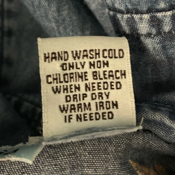 Nostalgia Vintage Floral Embroidered Chambray Buttoned Shirt Dress - Picture 4 of 4